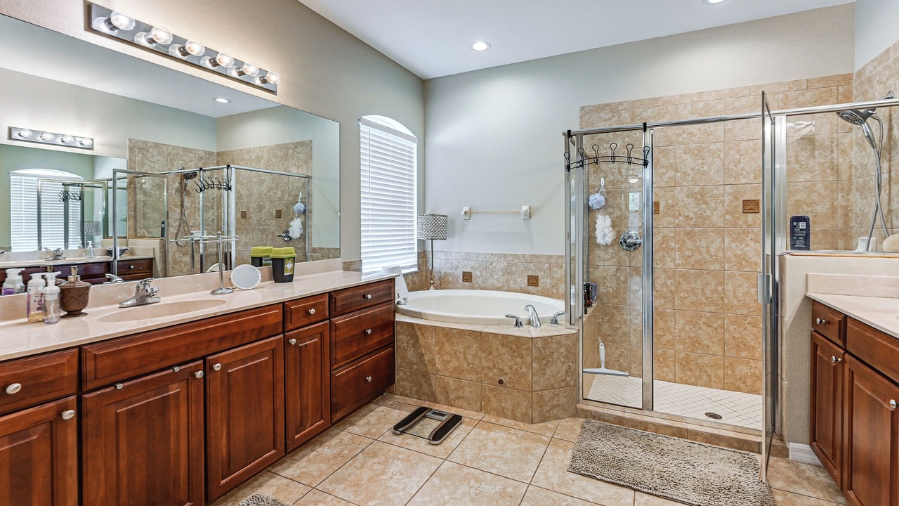 Photo of Bathroom in Naples