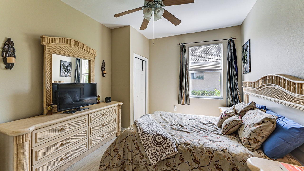 Photo of Bedroom in Naples