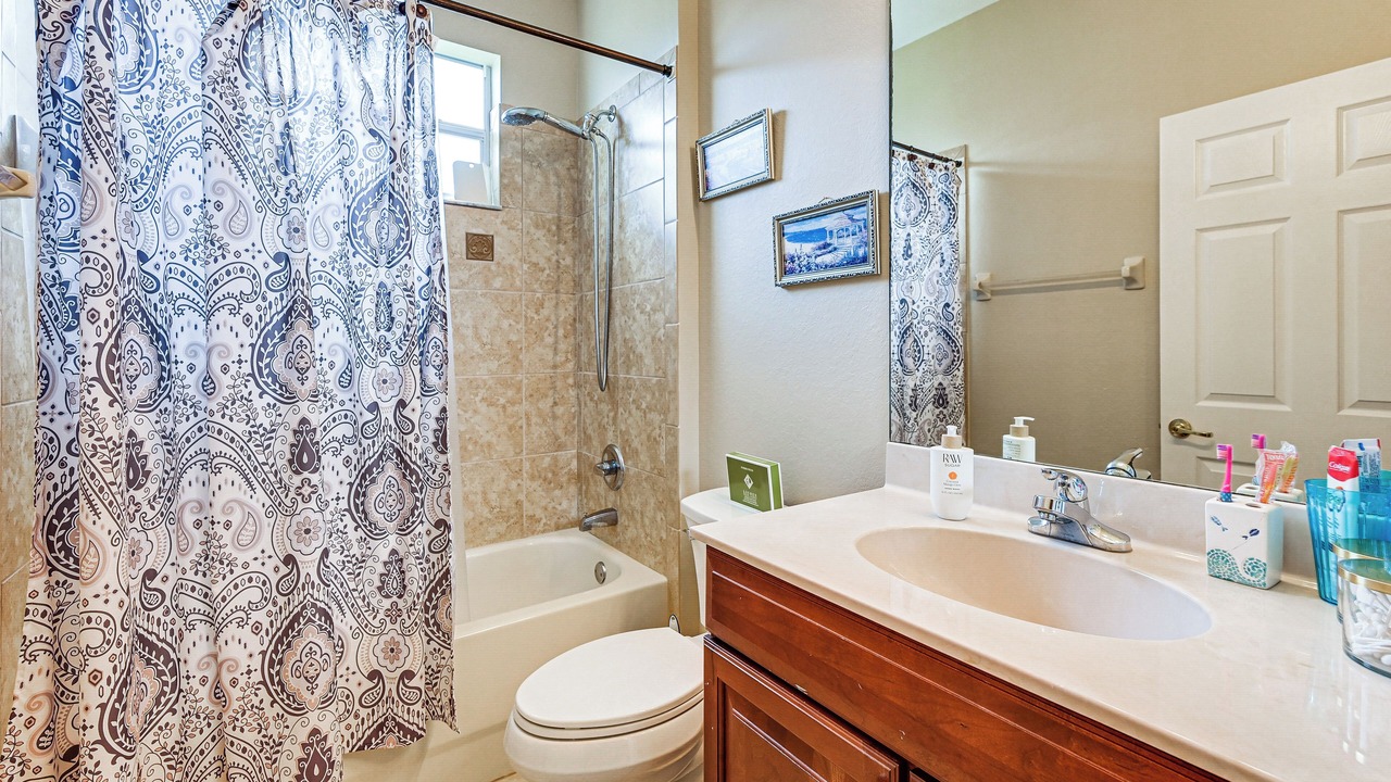 Photo of Bathroom in Naples