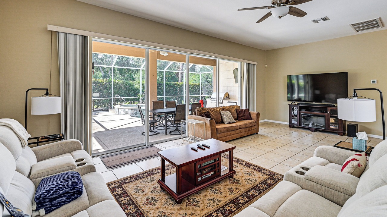Photo of Livingroom in Naples