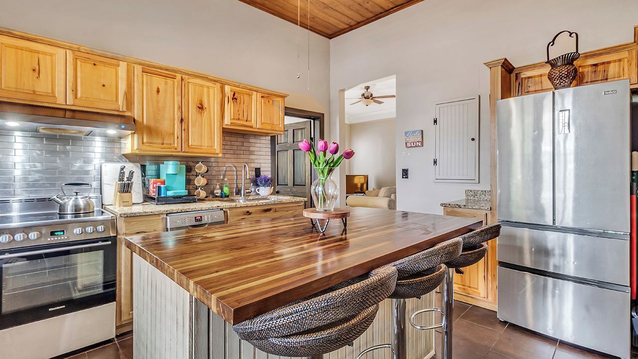 Photo of Kitchen in Savannah Victorian District