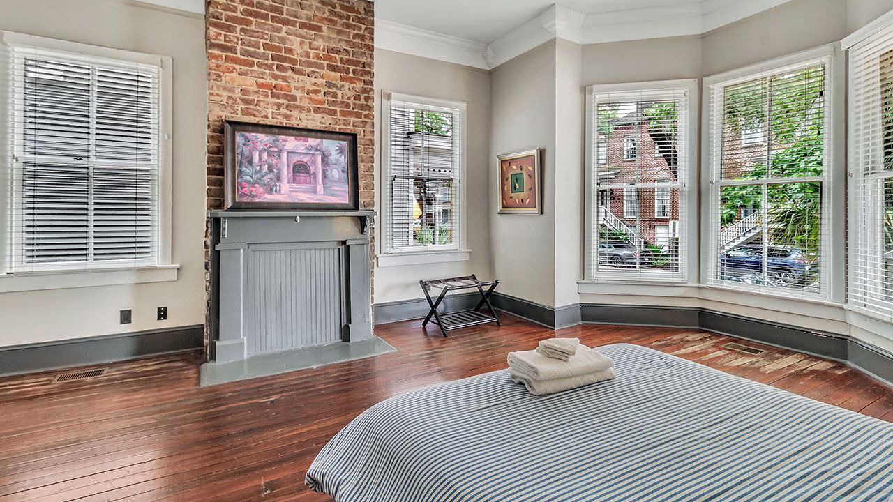 Photo of Bedroom in Savannah Victorian District