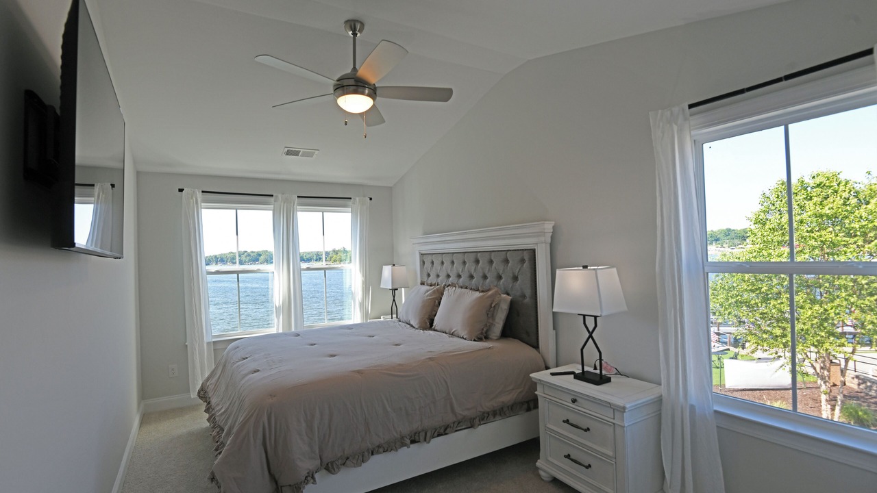 Photo of Bedroom in Greenwood