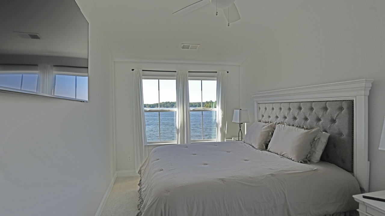 Photo of Bedroom in Greenwood
