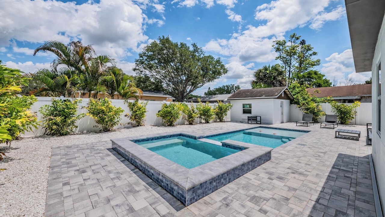 Photo of Outdoor in Sun Bay South