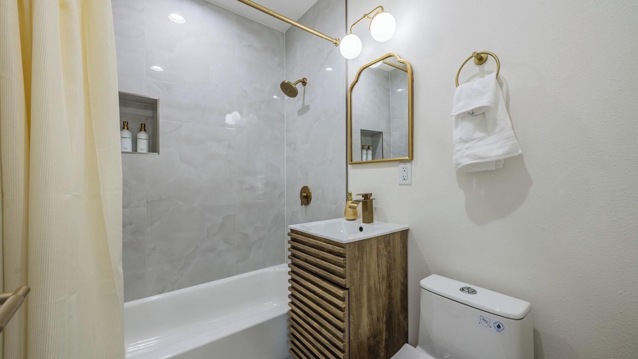 Photo of Bathroom in Sun Bay South