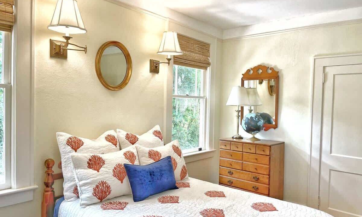 Photo of Bedroom in Midtown