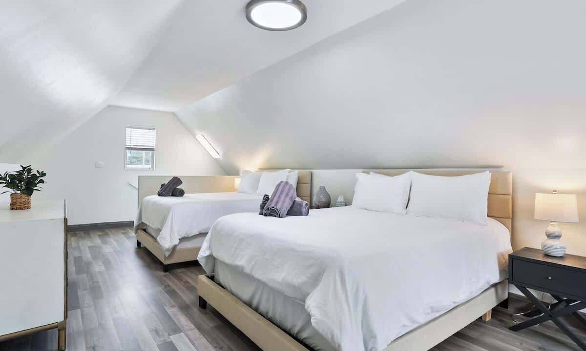 Photo of Bedroom in Thunderbolt