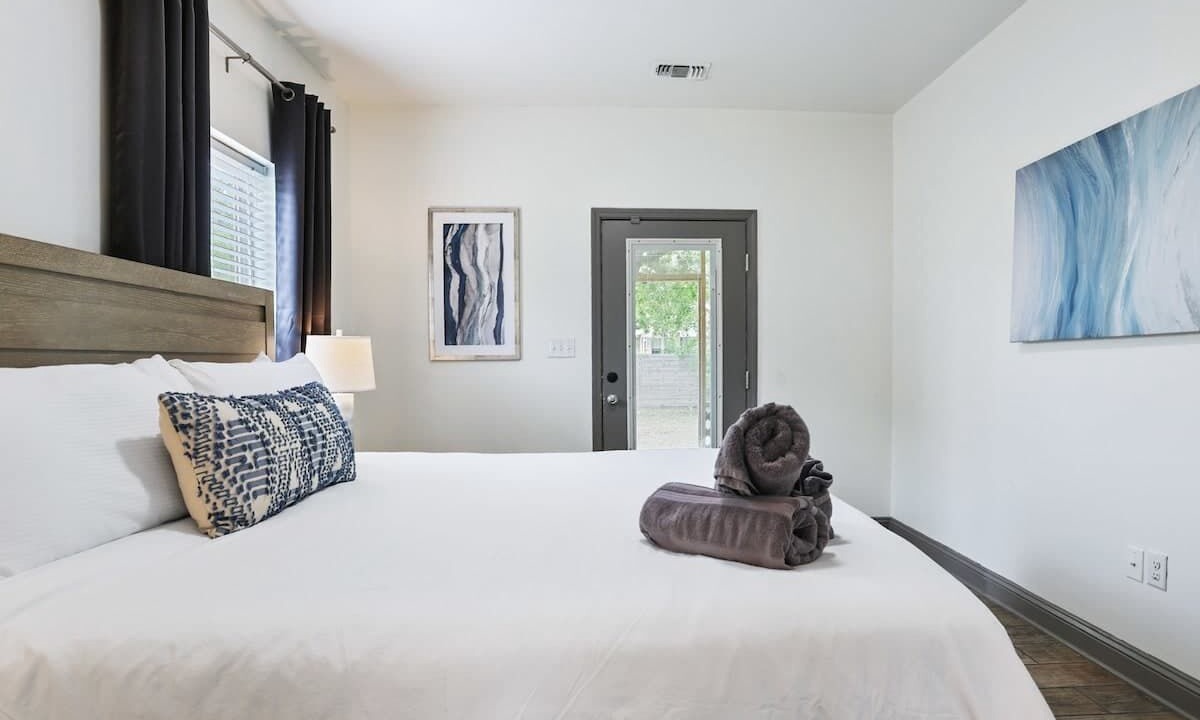 Photo of Bedroom in Thunderbolt