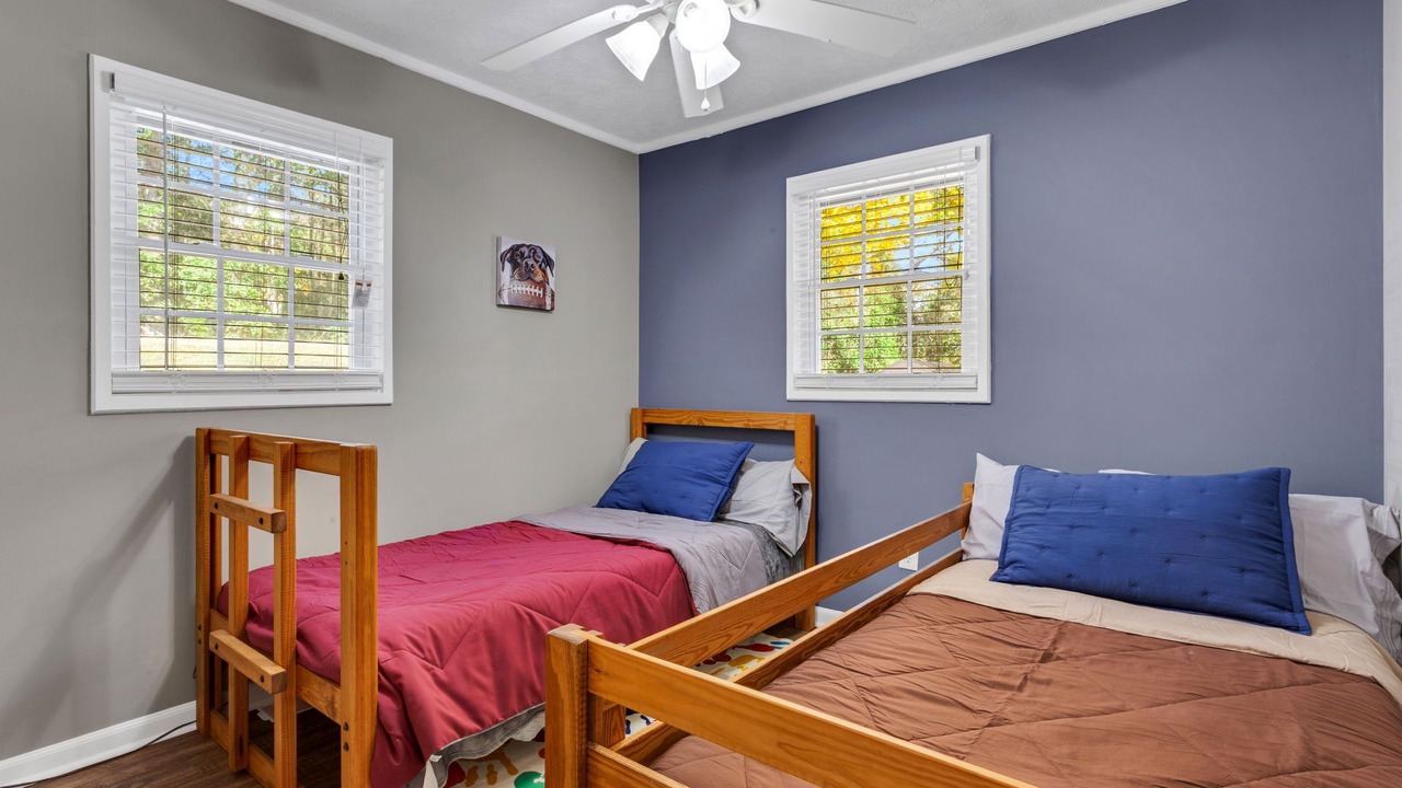 Photo of Bedroom in Townville