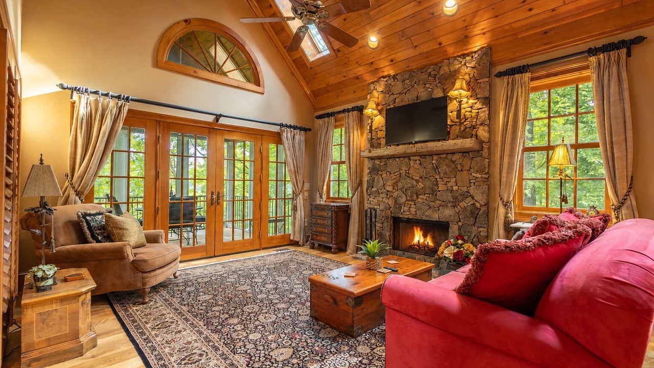 Photo of Livingroom in Santeetlah