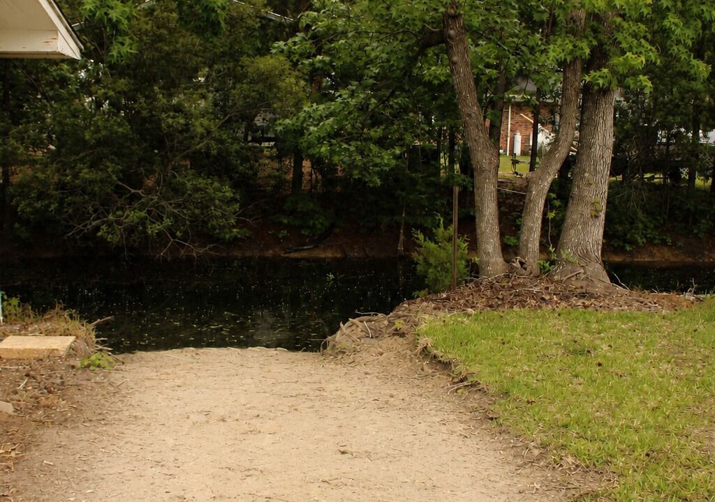 Photo of Outdoor in Manning