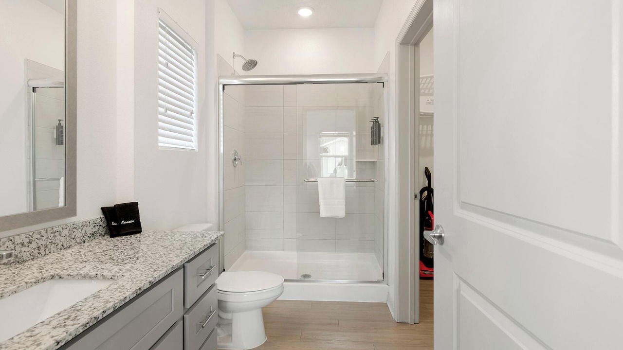 Photo of Bathroom in Lake Wales