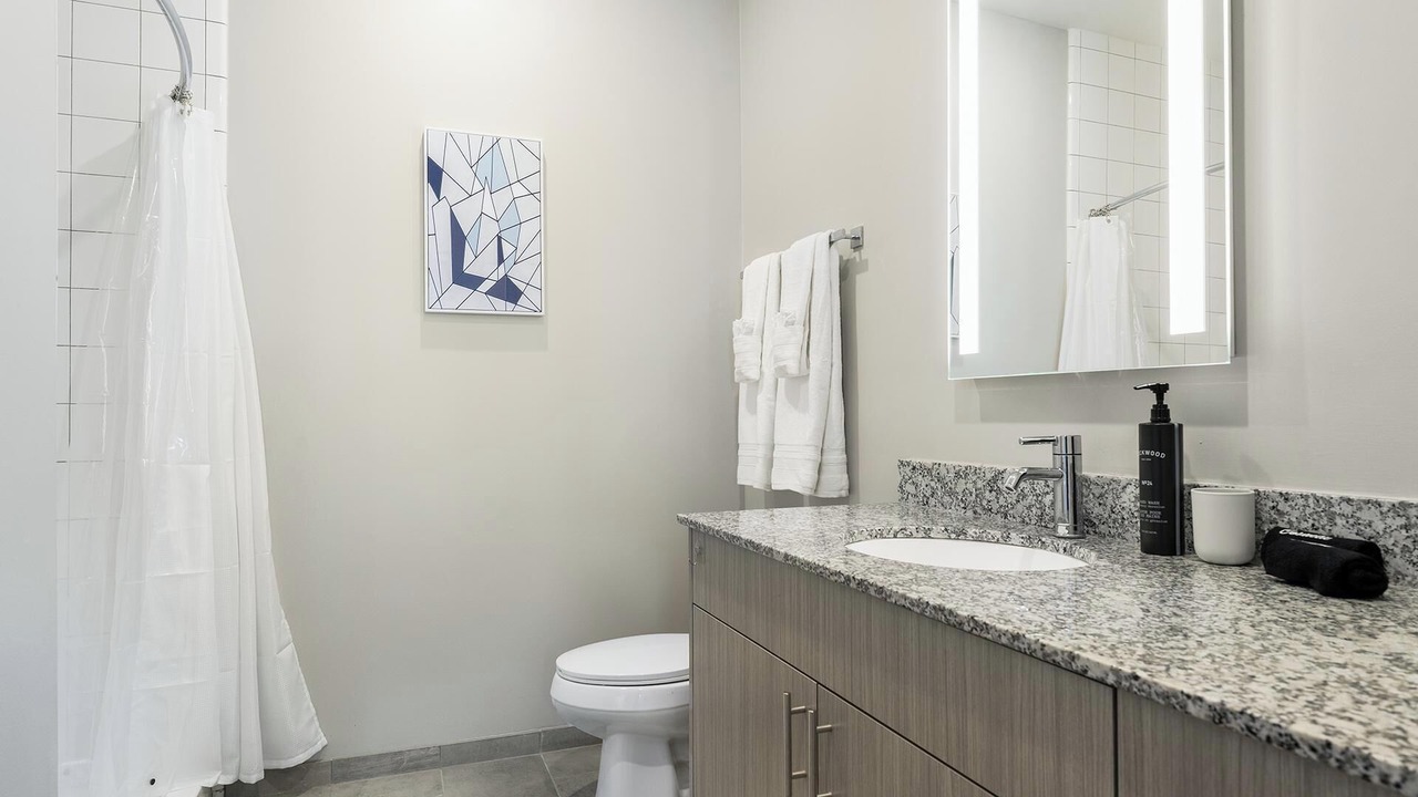Photo of Bathroom in Yamacraw Village