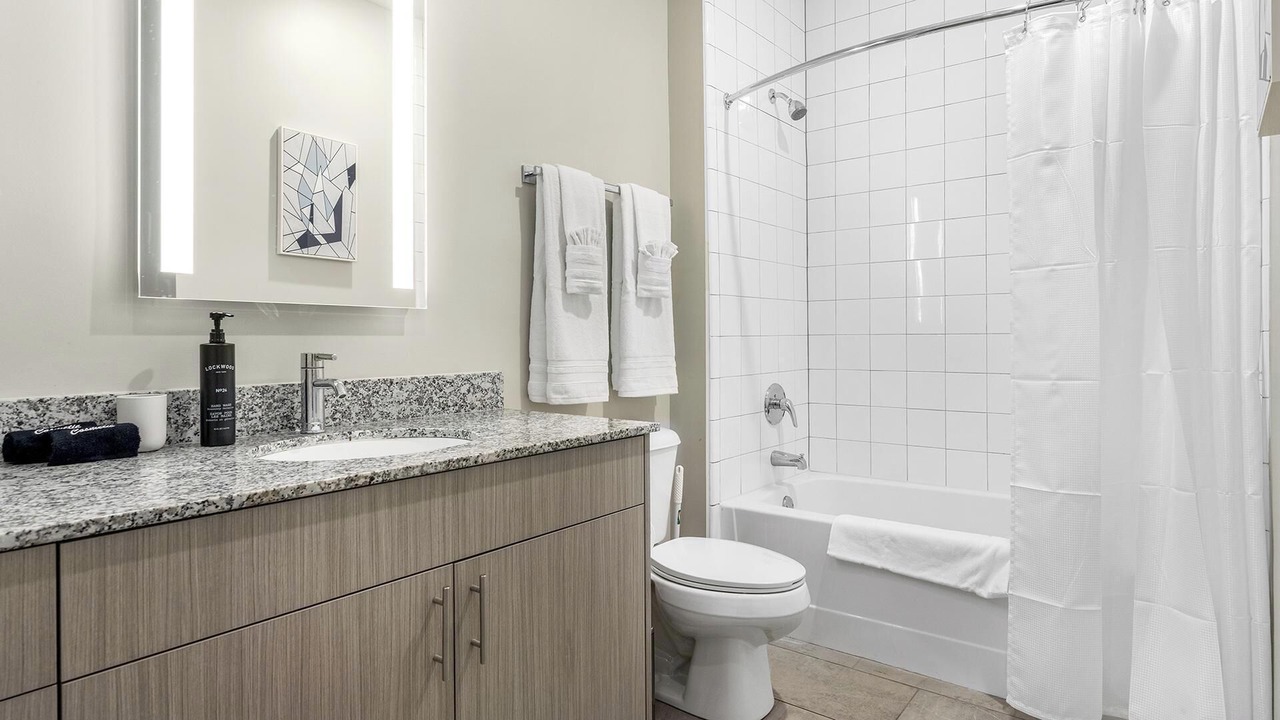 Photo of Bathroom in Yamacraw Village
