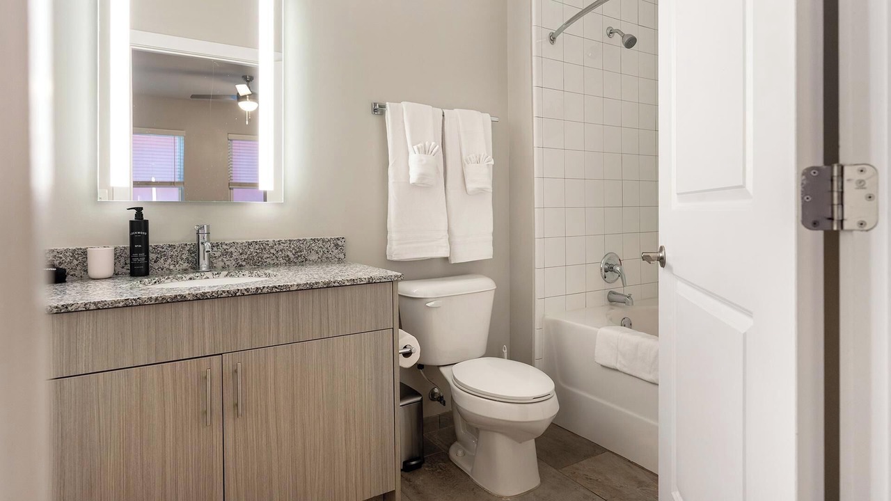 Photo of Bathroom in Yamacraw Village
