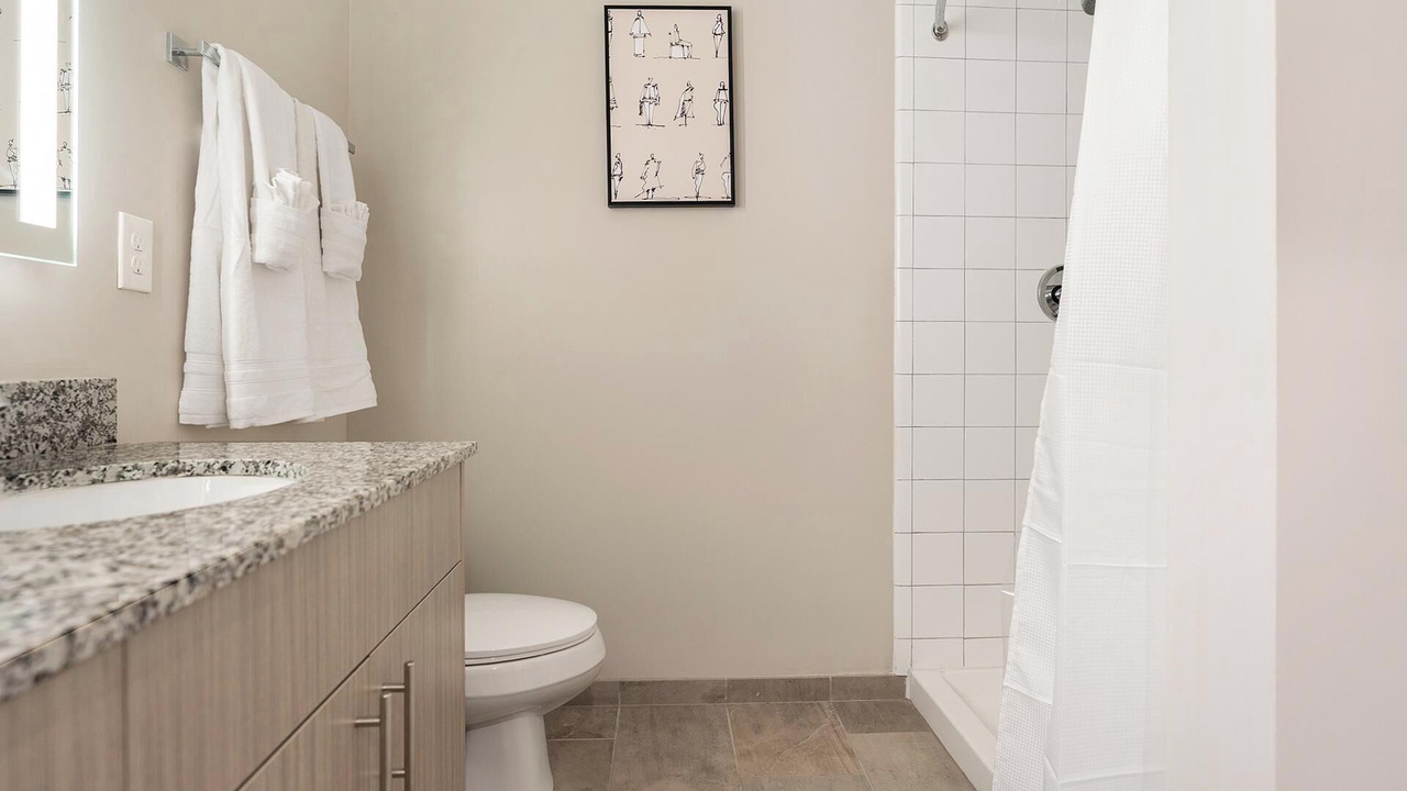 Photo of Bathroom in Yamacraw Village
