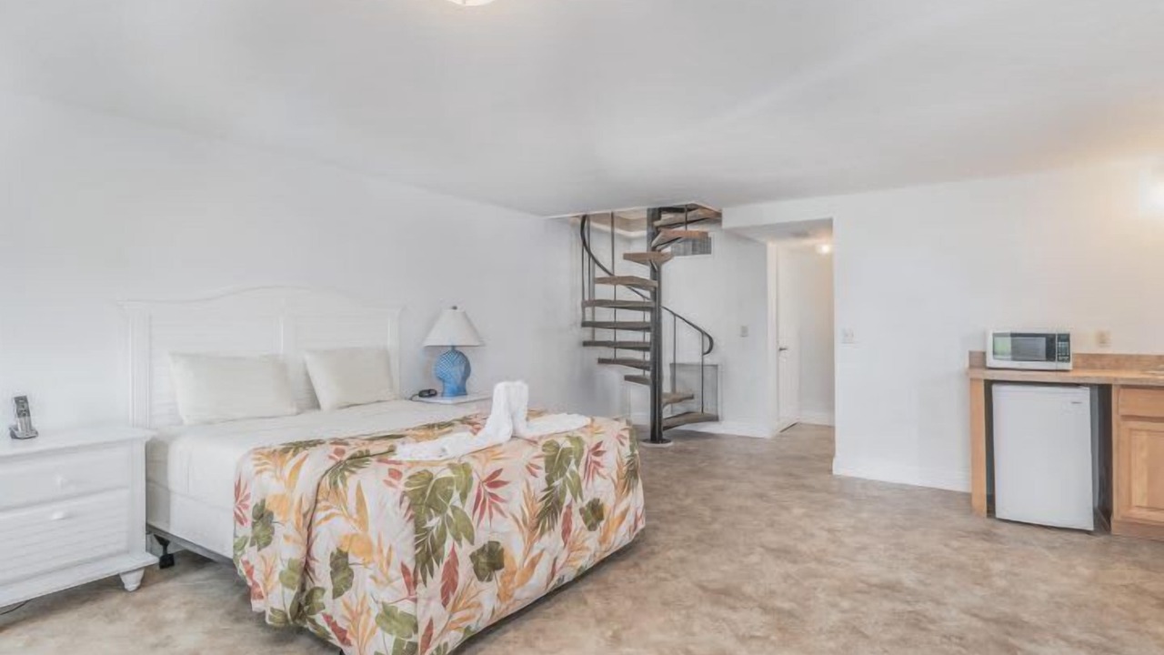 Photo of Bedroom in Hutchinson Island South