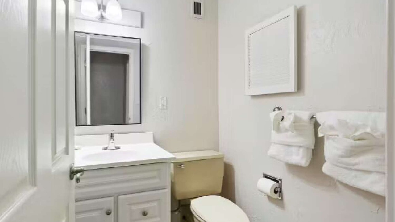 Photo of Bathroom in North Forest Beach