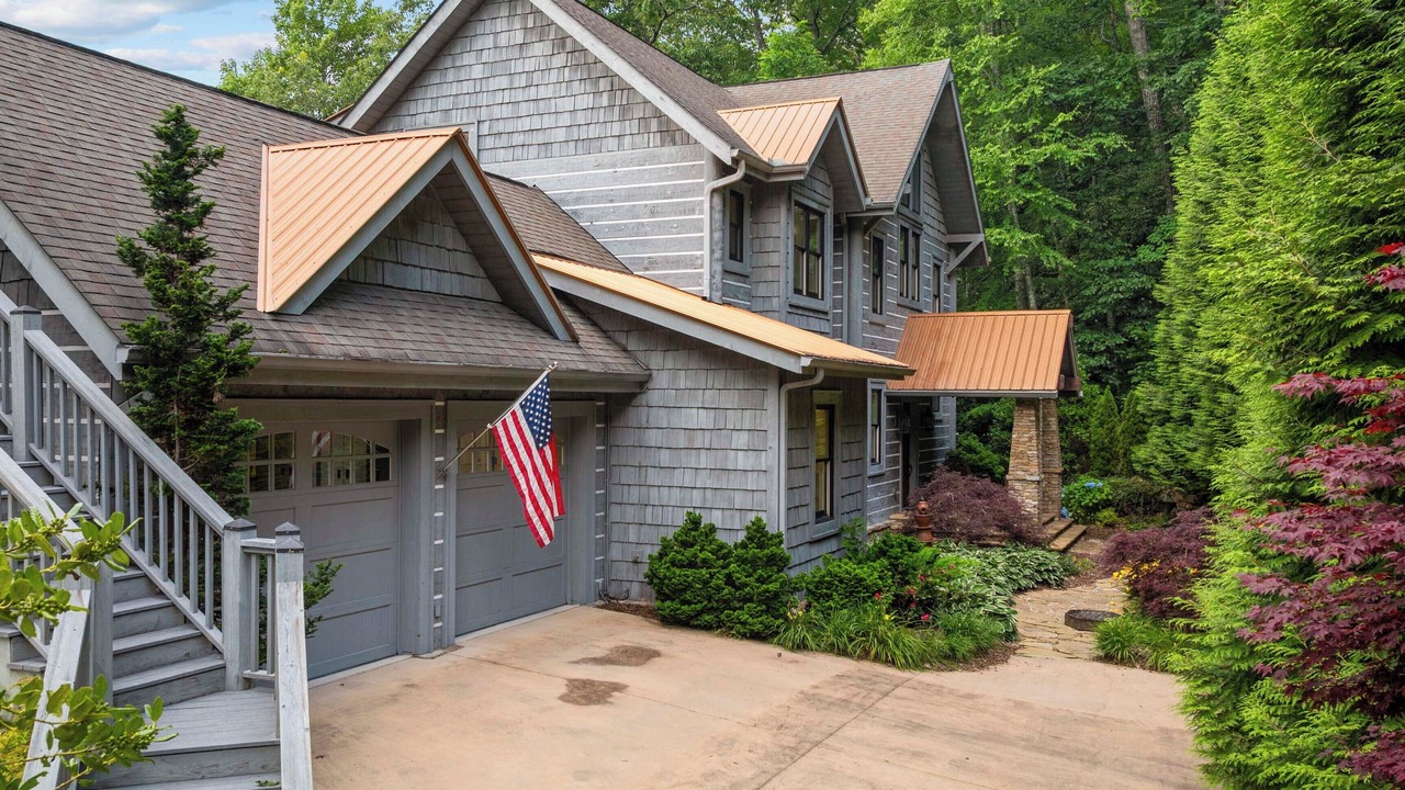 Photo of Outdoor in Glenville