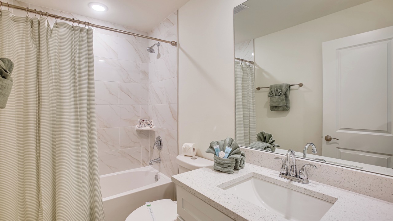 Photo of Bathroom in Mariner