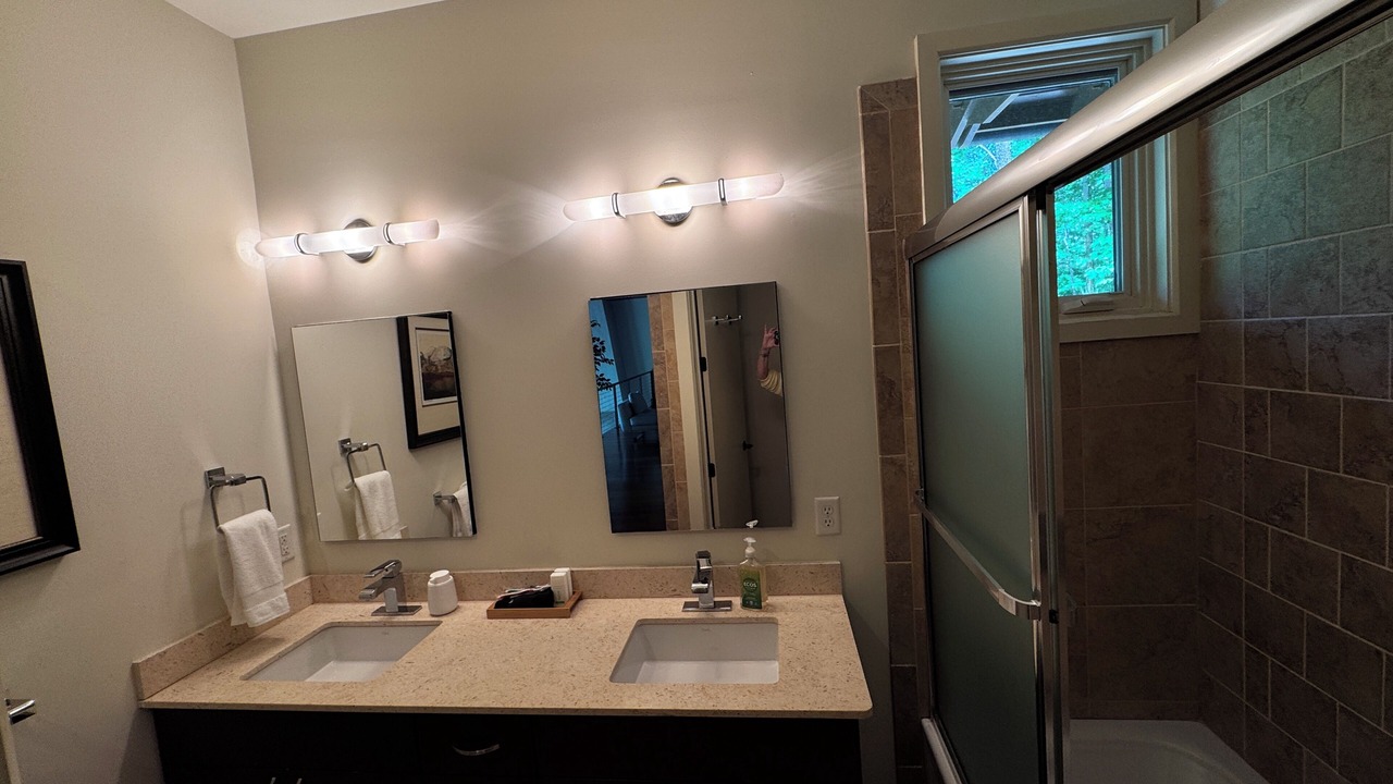 Photo of Bathroom in Sunset