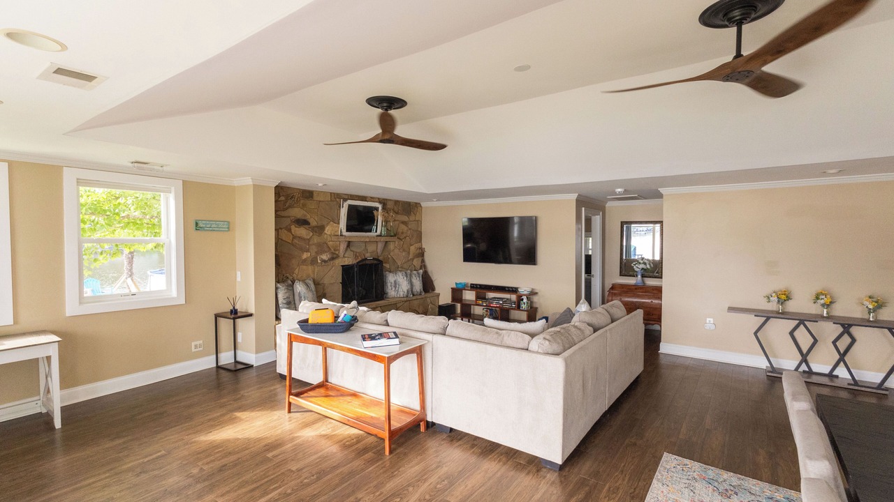 Photo of Bedroom in Hollands Landing