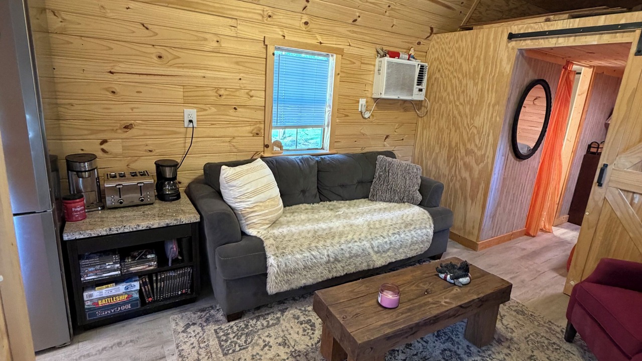 Photo of Livingroom in Enoree