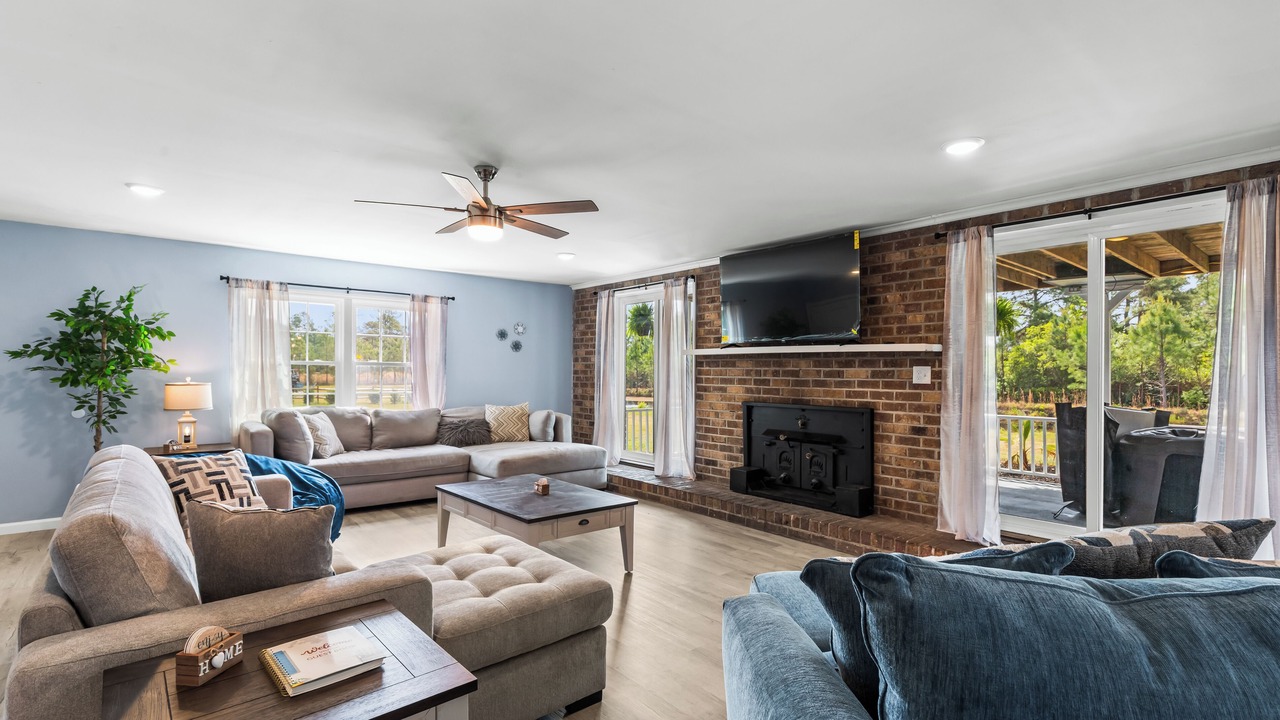 Photo of Livingroom in Conway