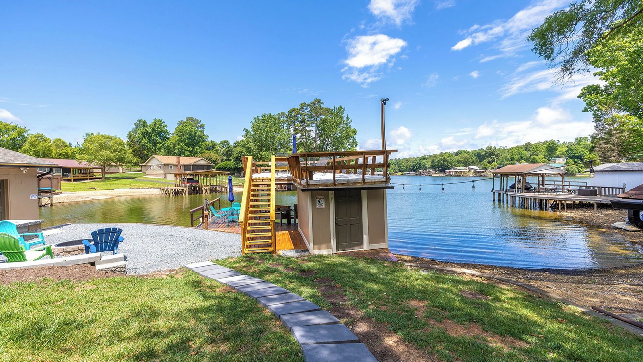 Photo of Outdoor in New London
