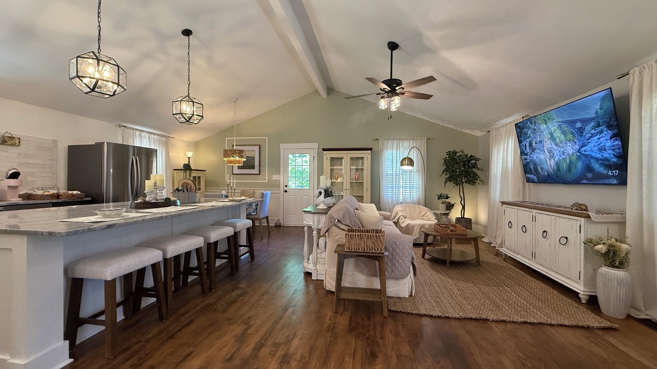Photo of Livingroom in Raleigh