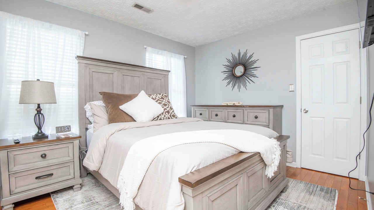 Photo of Bedroom in Knoxville