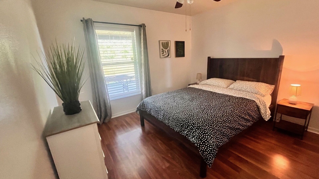 Photo of Bedroom in Meadow Pointe