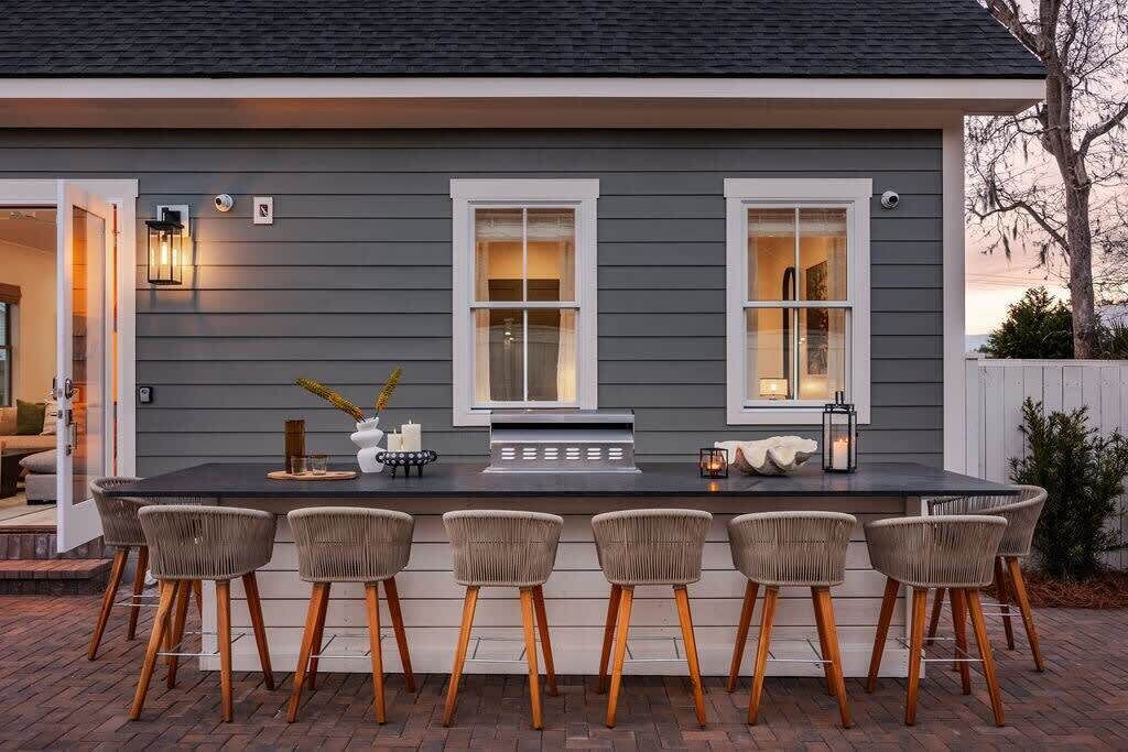 Photo of Outdoor in Thunderbolt