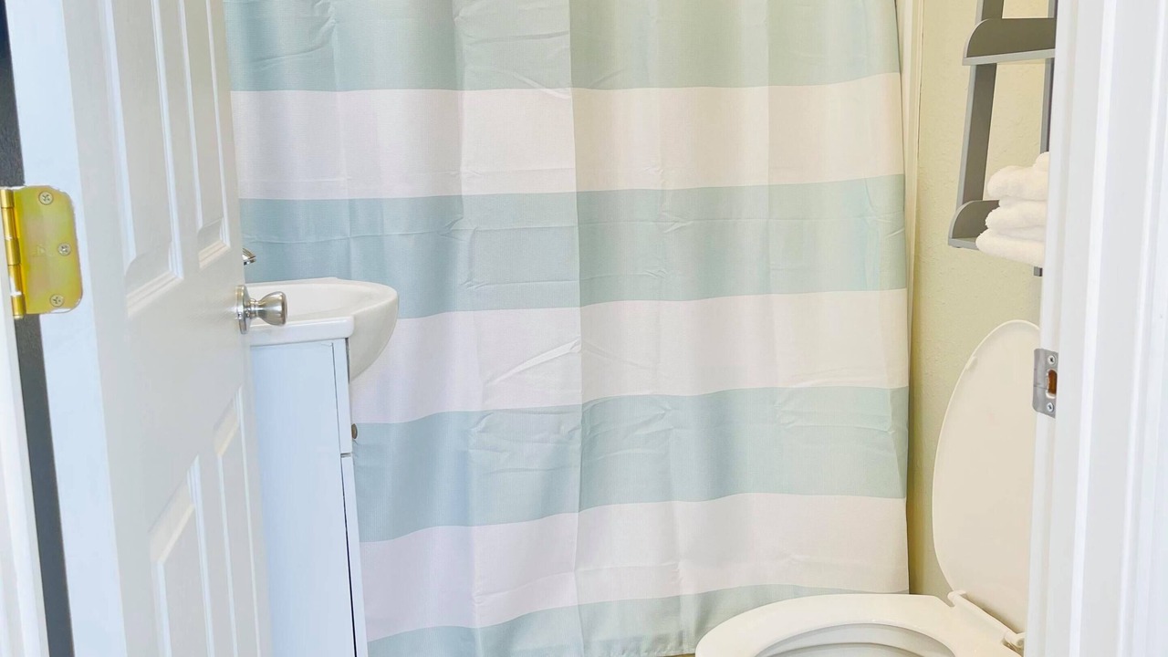 Photo of Bathroom in Lyons