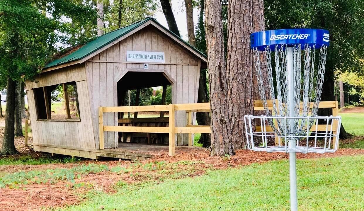 Photo of Outdoor in Lyons