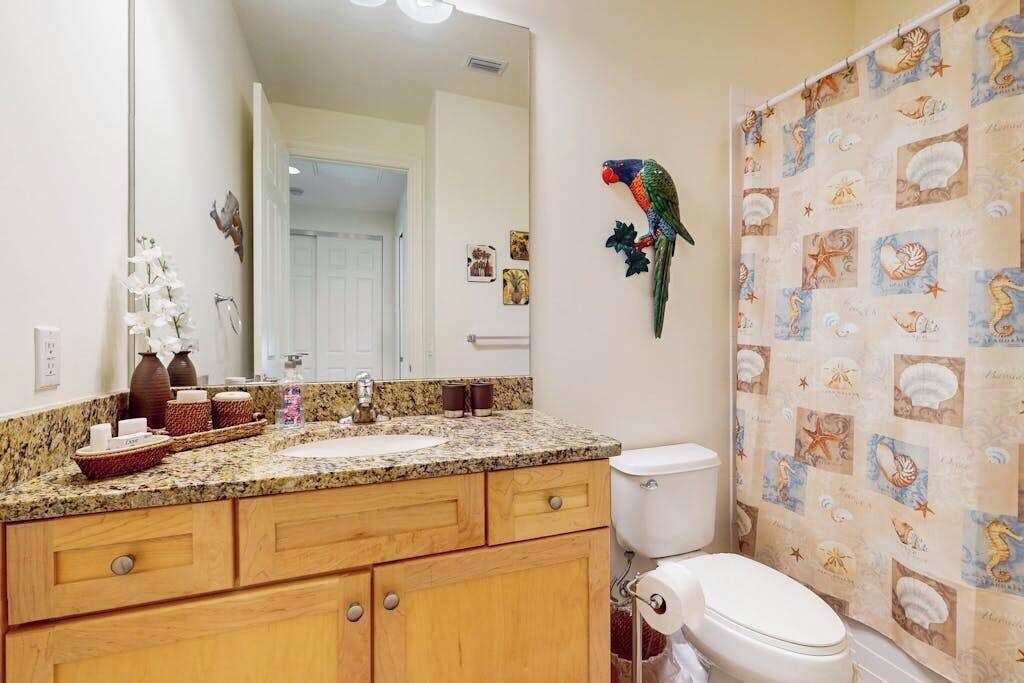 Photo of Bathroom in Ole