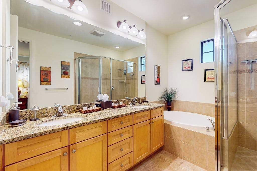 Photo of Bathroom in Ole