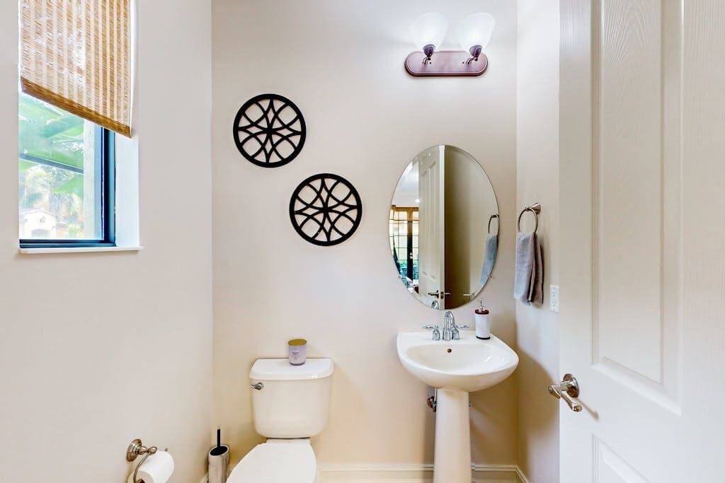 Photo of Bathroom in Ole