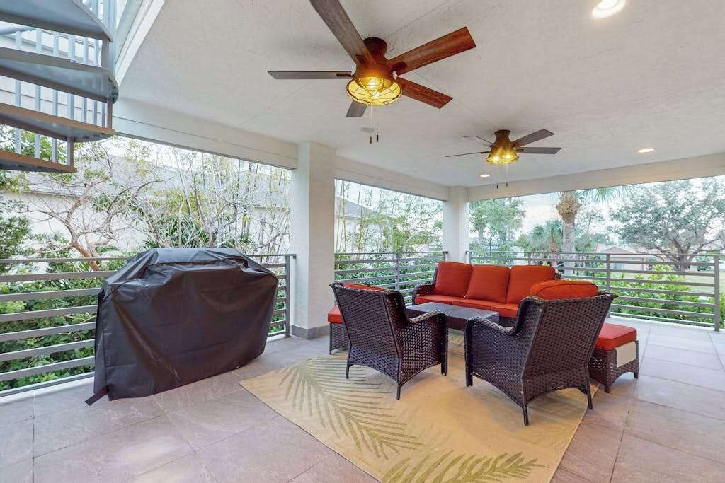 Photo of Patio Balcony in Isles of Capri