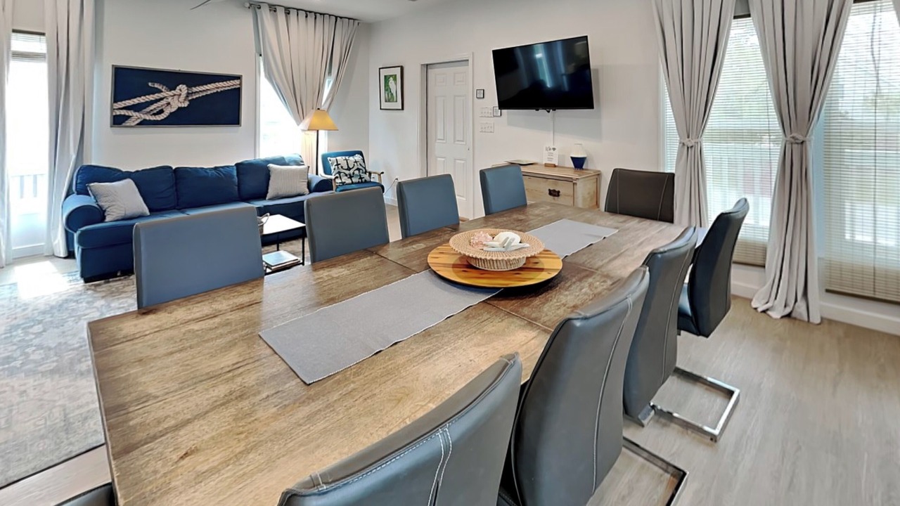 Photo of Bedroom in Tybee Island