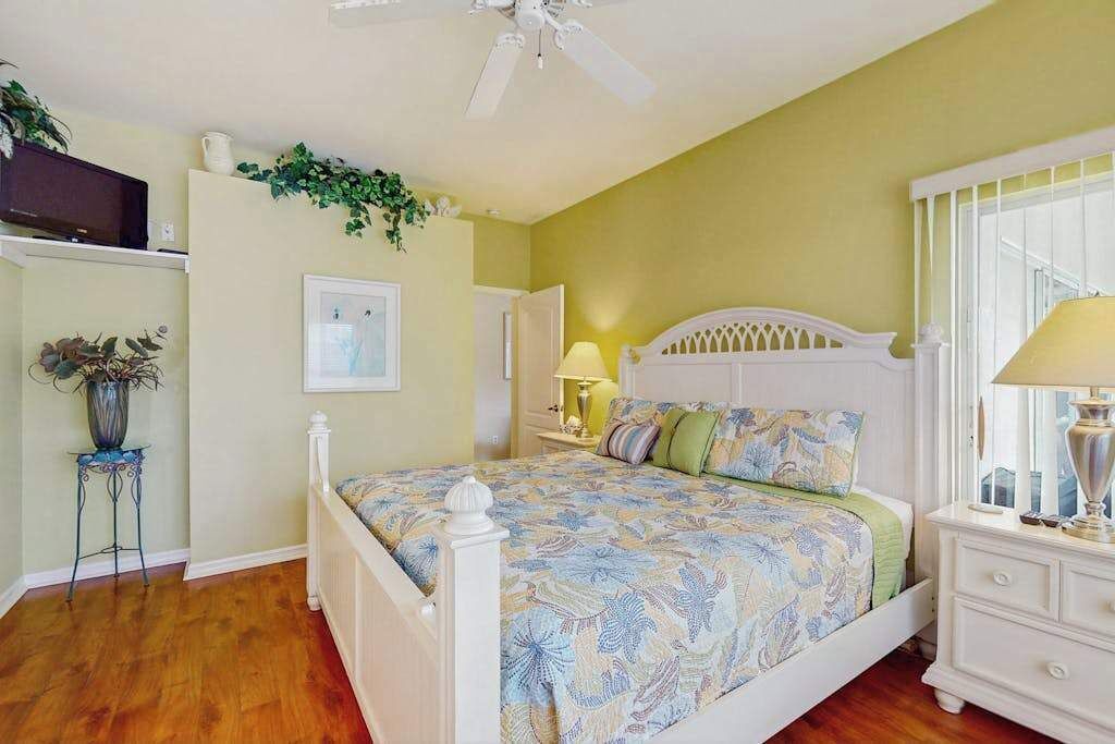 Photo of Bedroom in Falcons Glen