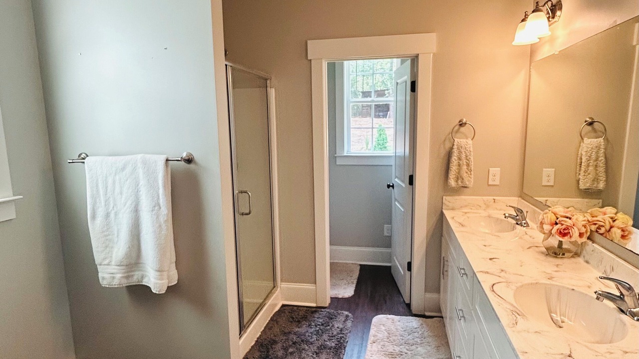 Photo of Bathroom in Appling