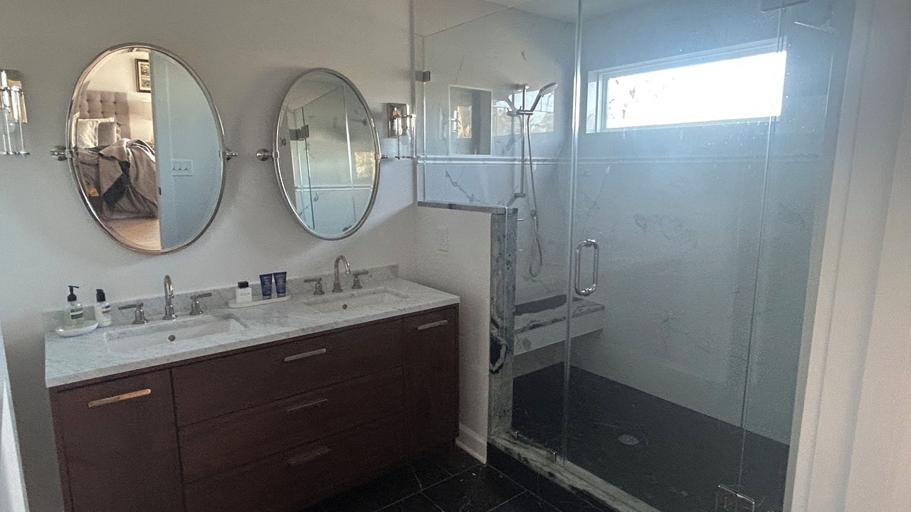 Photo of Bathroom in Lake Murray of Richland