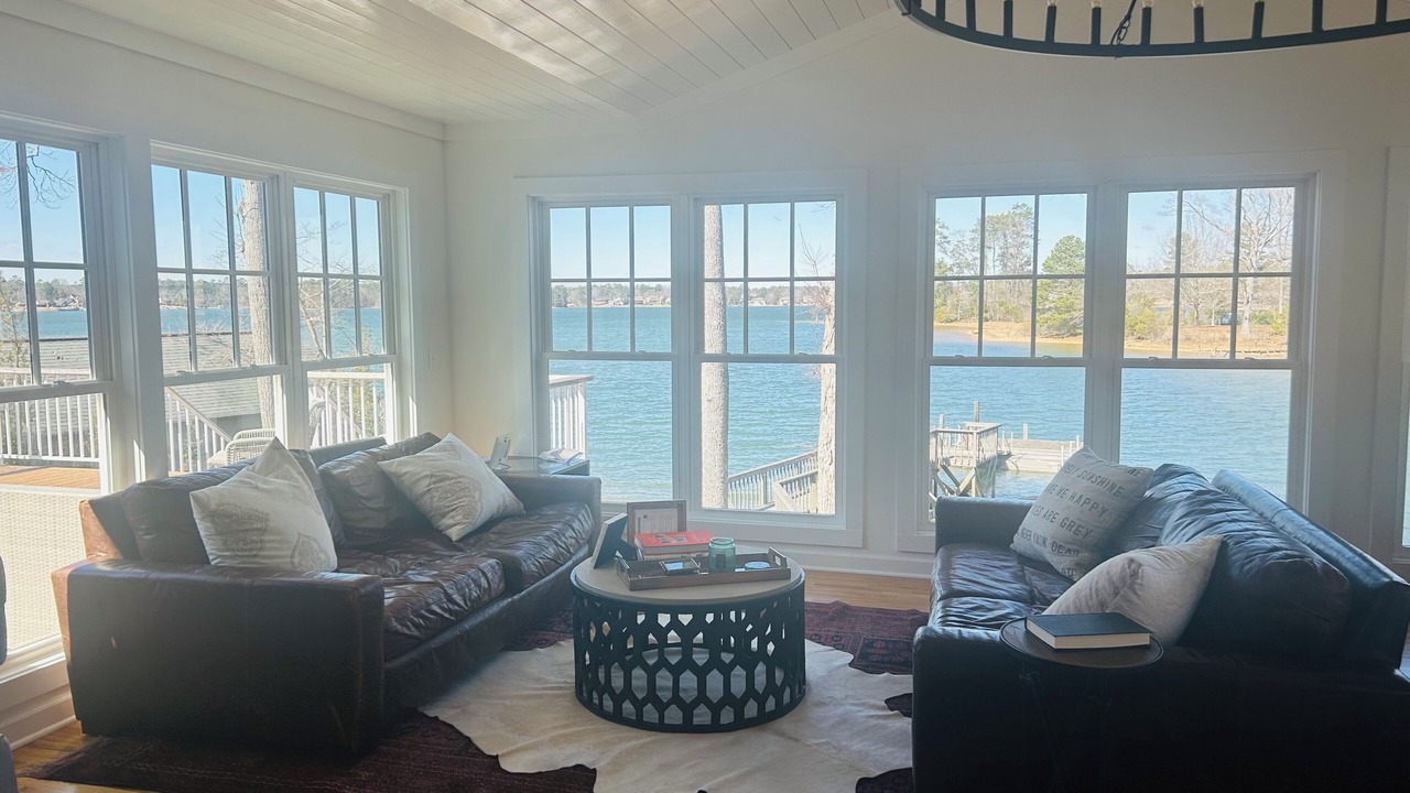 Photo of Livingroom in Lake Murray of Richland