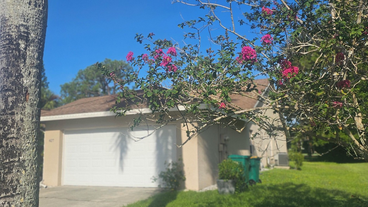 Photo of Outdoor in Lely Golf Estates