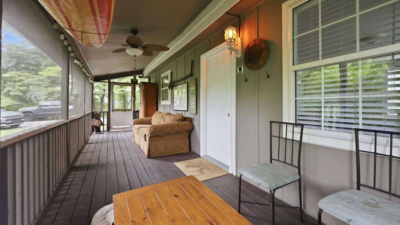 Photo of Patio Balcony in Qualla