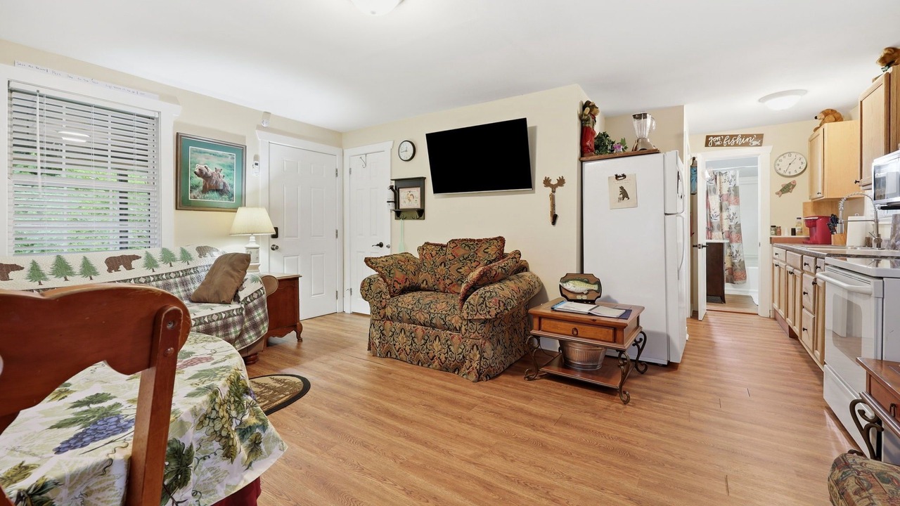 Photo of Livingroom in Qualla