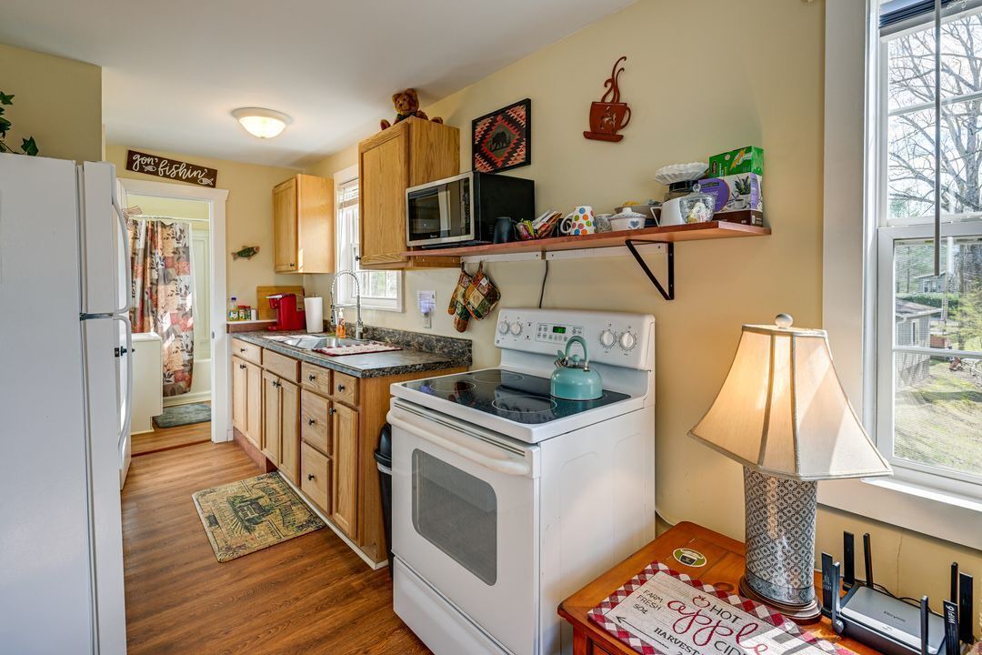 Photo of Kitchen in Qualla