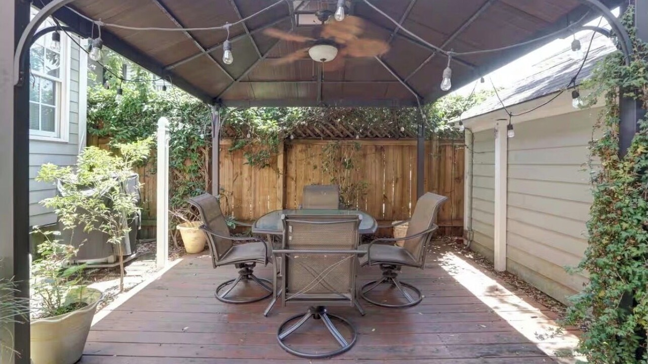 Photo of Outdoor in Dixon Park